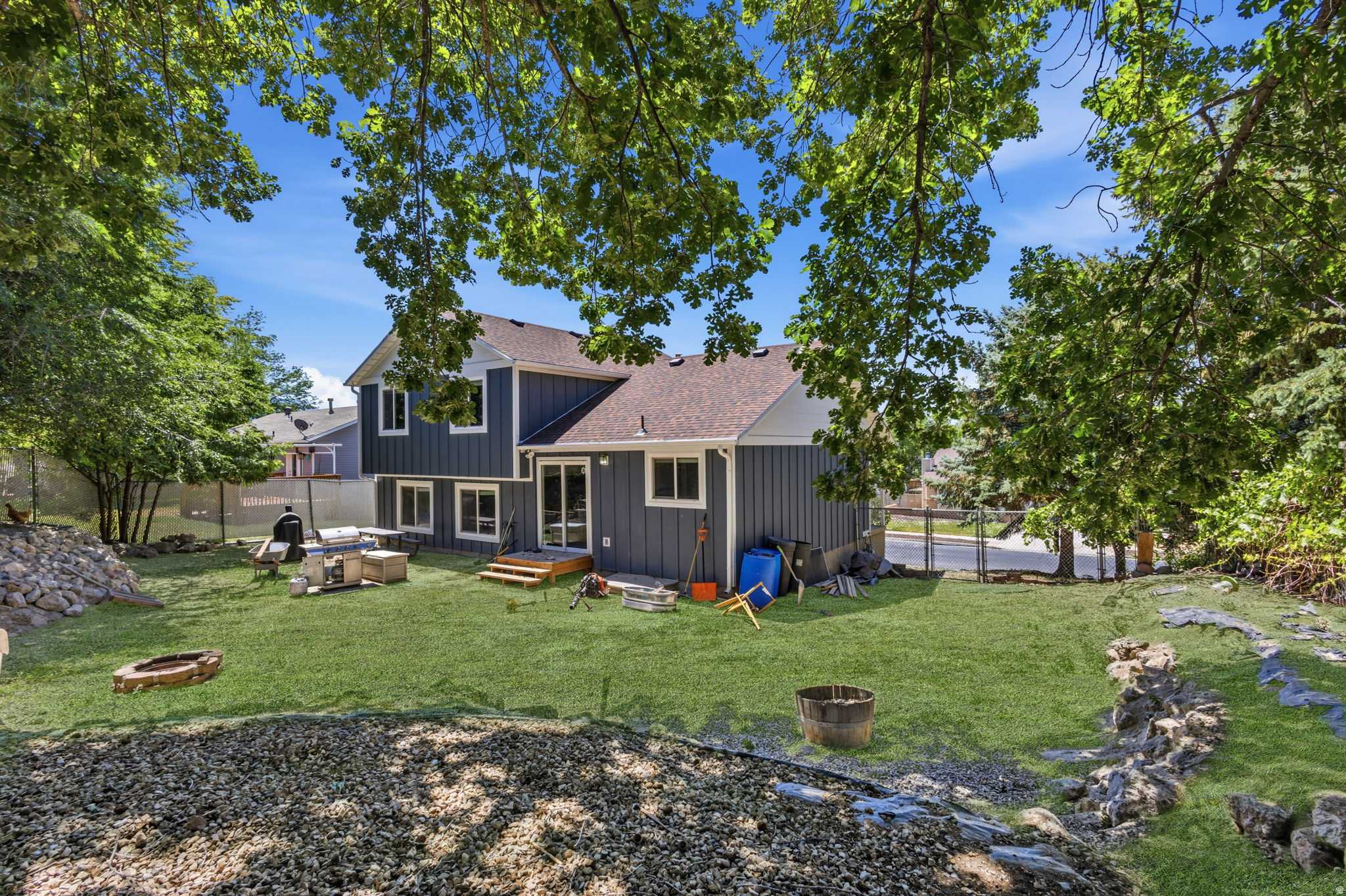 RIVER OAKS SUB - Residential