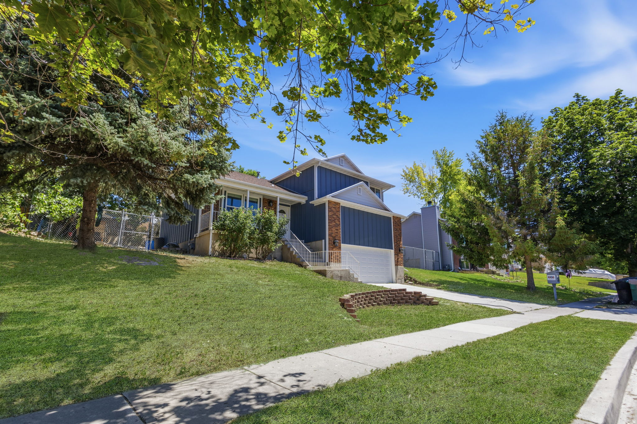 RIVER OAKS SUB - Residential