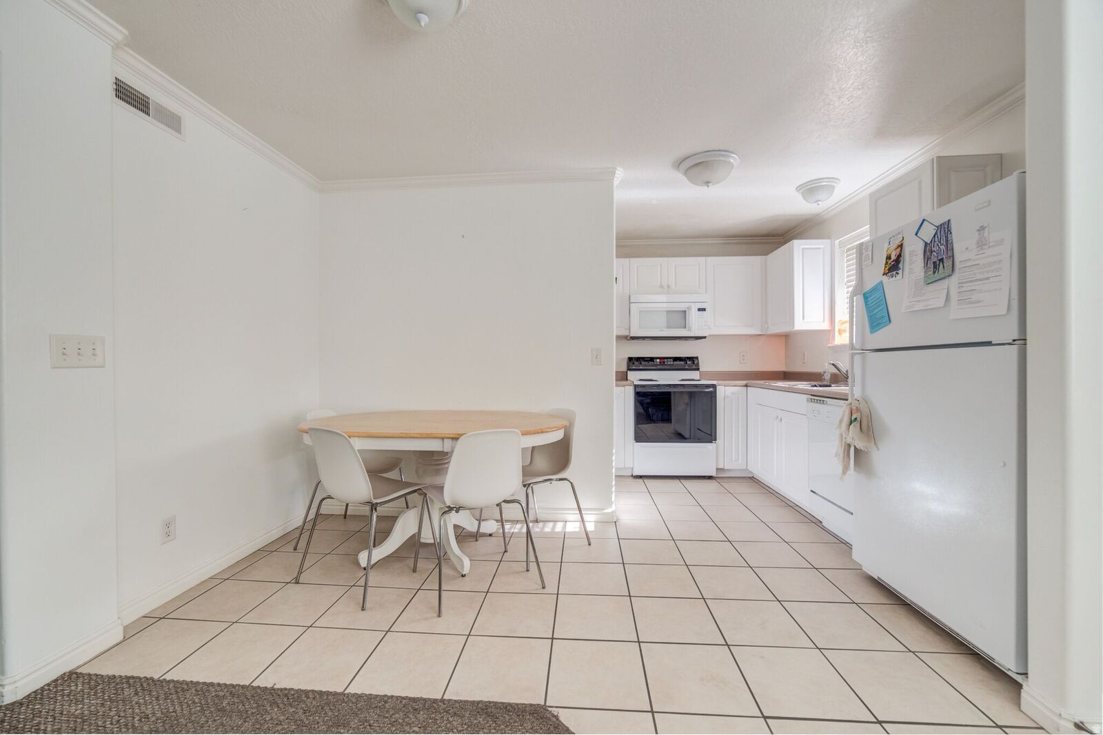 BAYWOOD CONDO - Residential