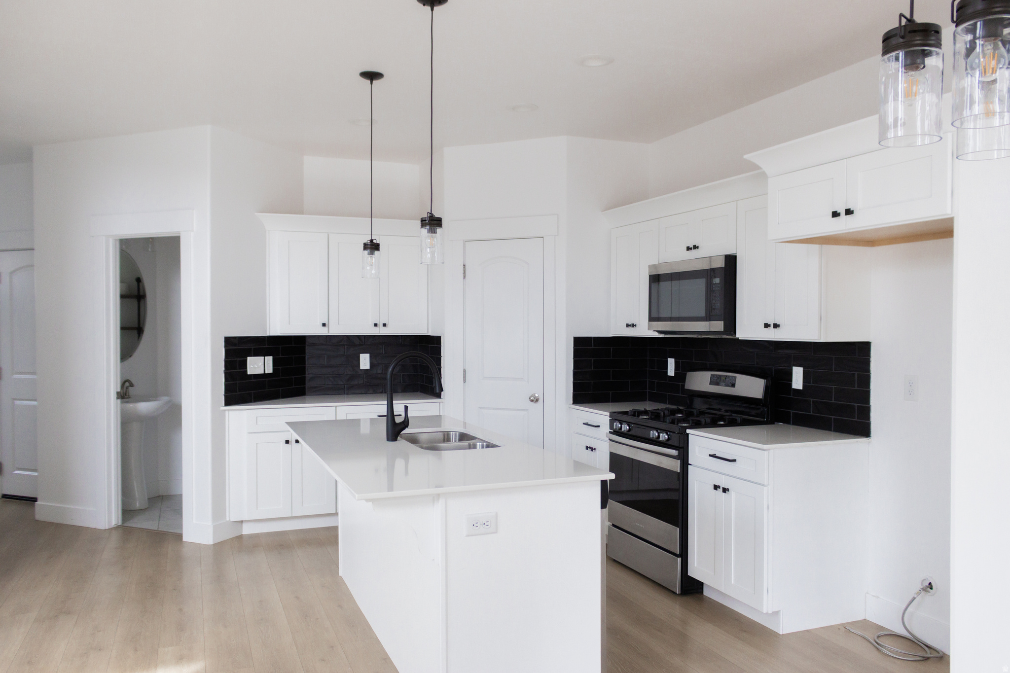 NORTH POINTE VILLAGE - Residential