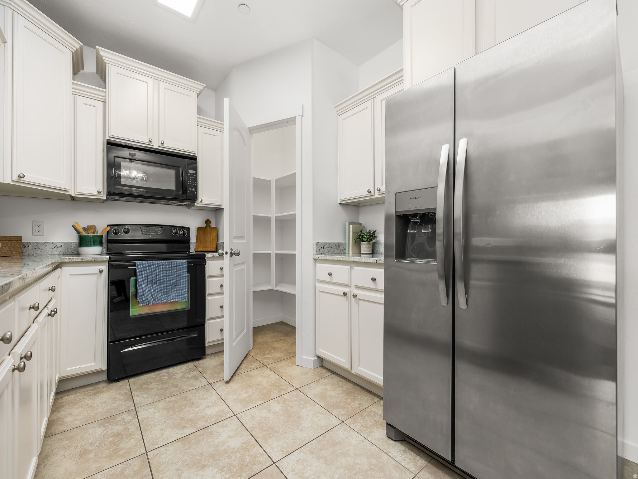 JORDAN RIDGE CONDOMINIUM - Residential