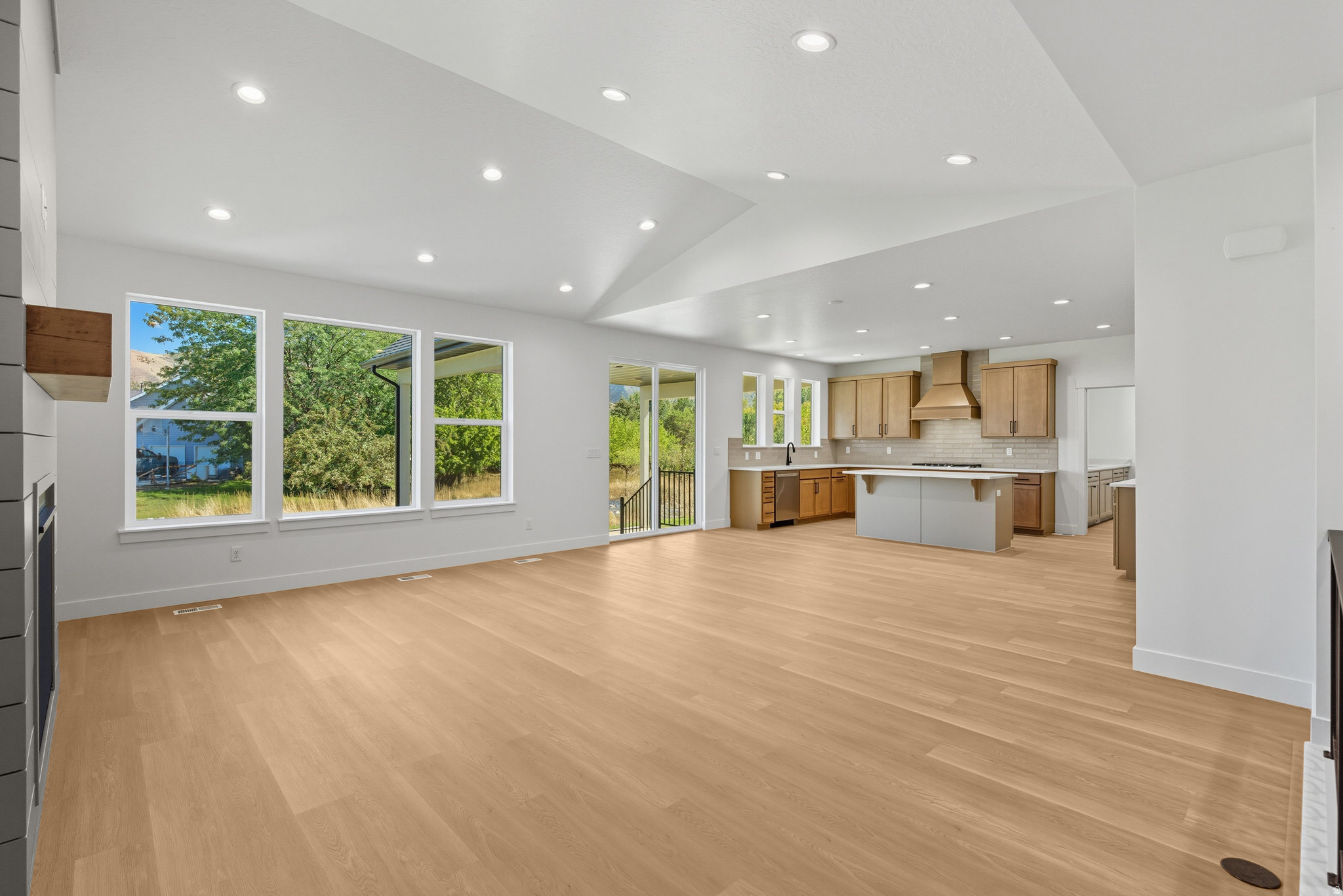 DAVIS - Residential