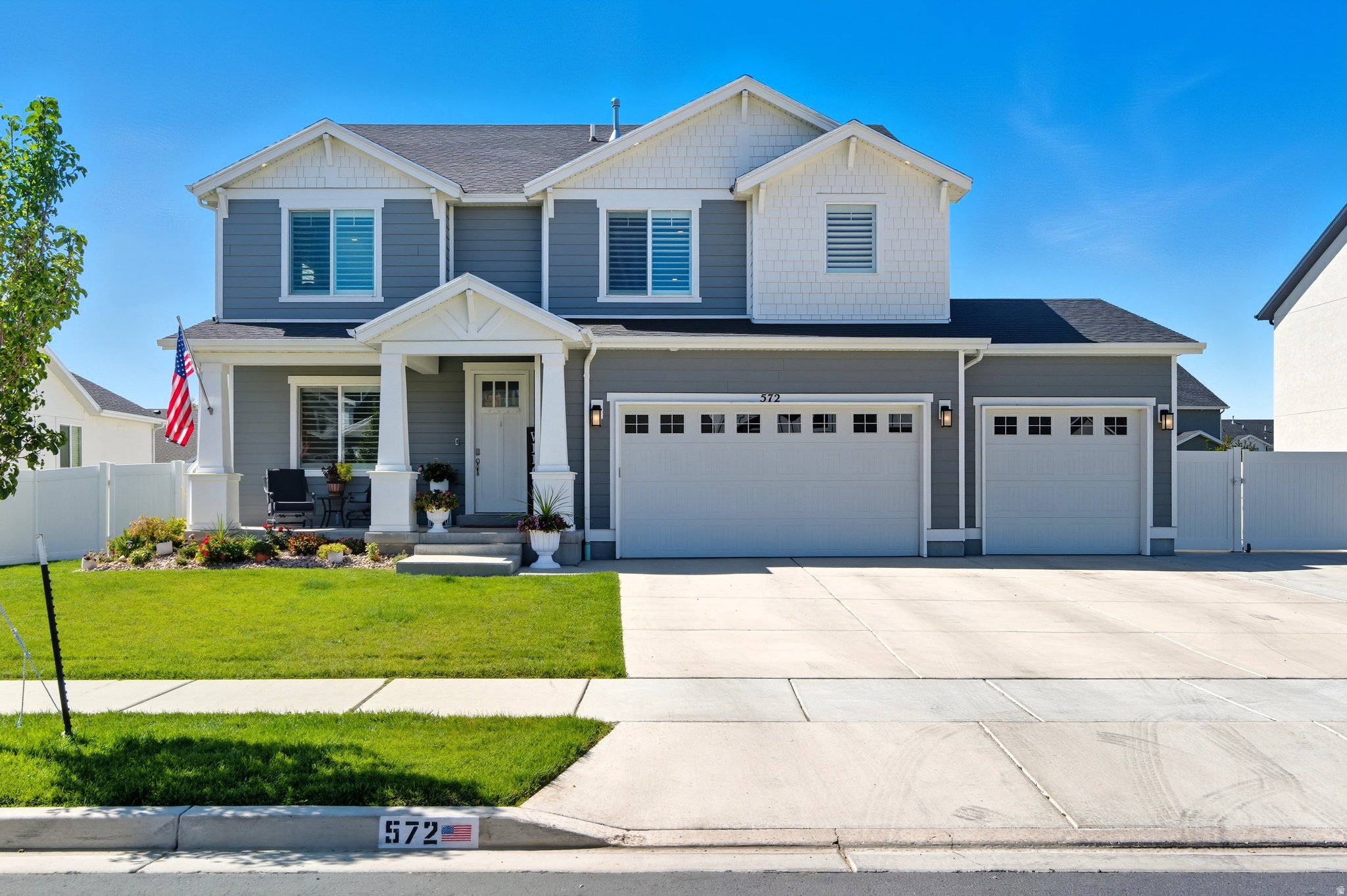 MAPLETON GROVE - Residential