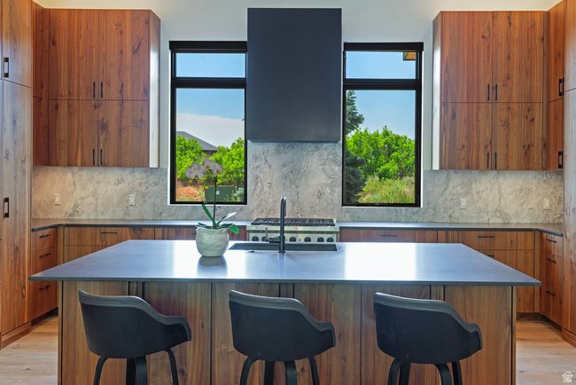 SOARING HAWK AT HIDEOUT - Residential