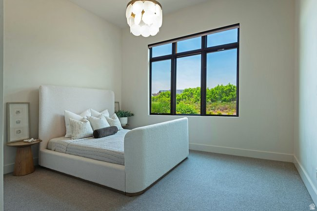 SOARING HAWK AT HIDEOUT - Residential