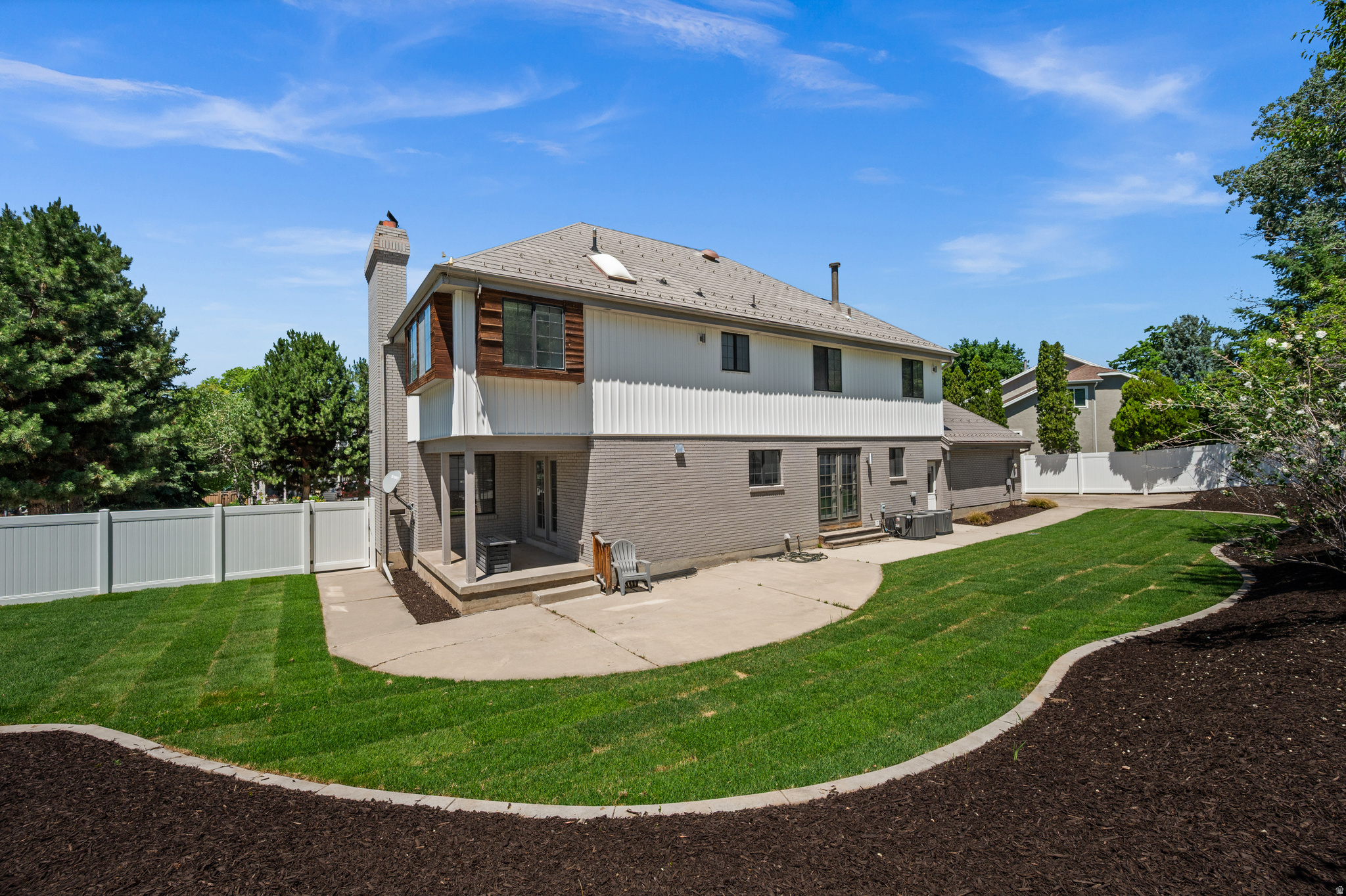 HILLSBOROUGH - Residential