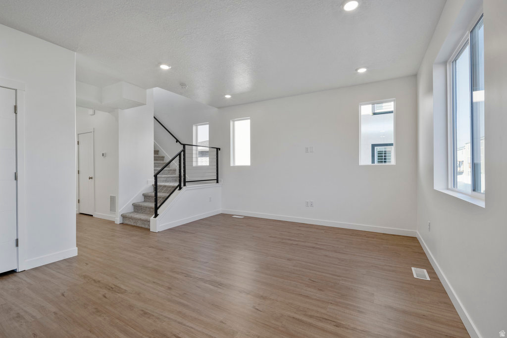 BULLION - Residential