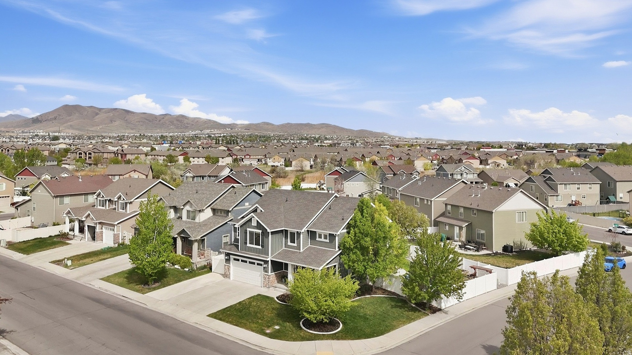 JORDAN WILLOWS - Residential