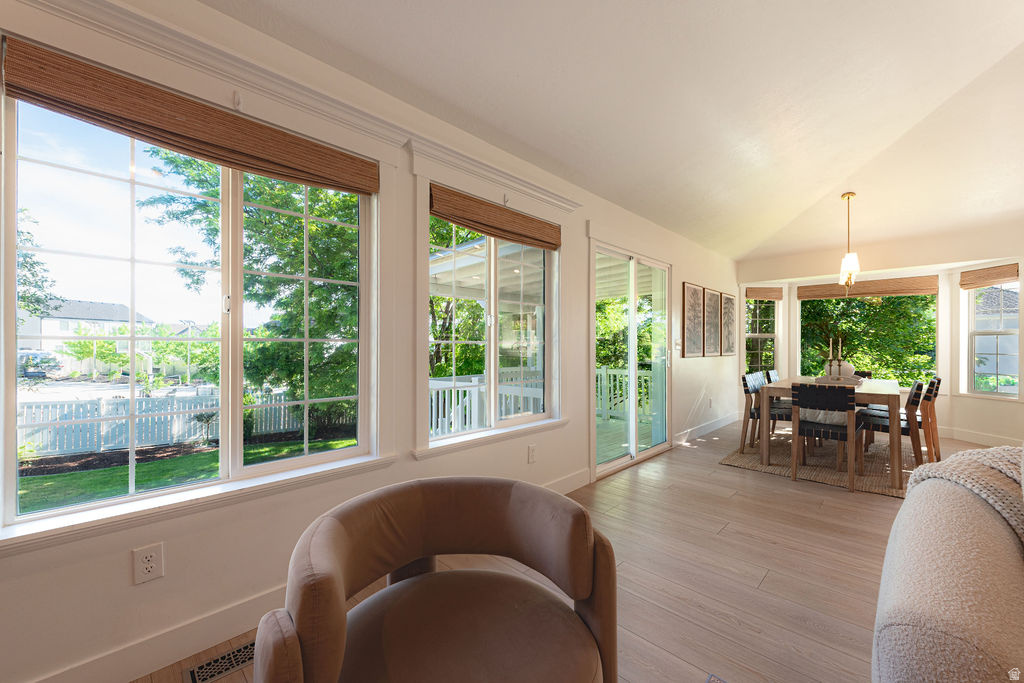 CAMBRIDGE FARMS - Residential