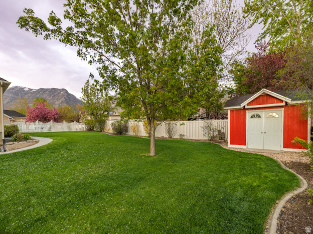 CAMBRIDGE FARMS - Residential