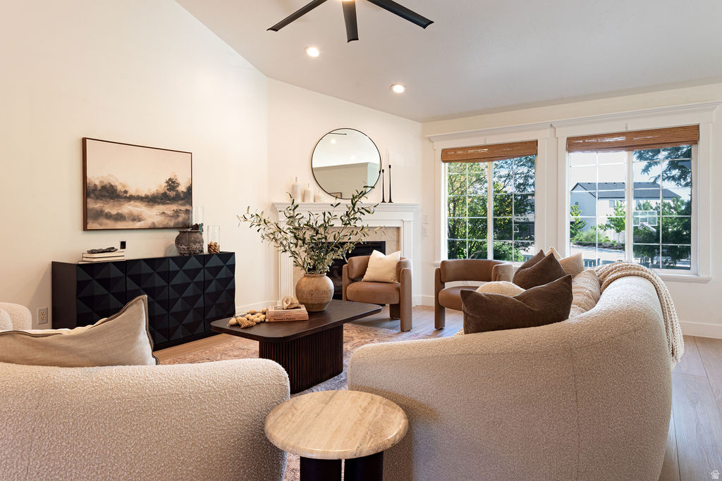 CAMBRIDGE FARMS - Residential