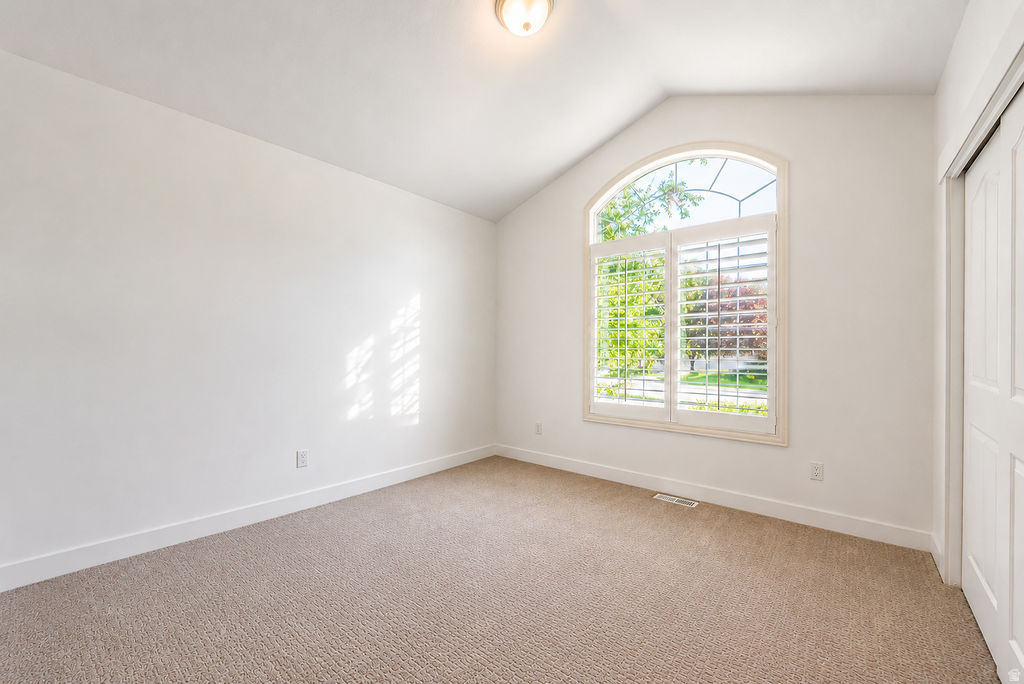 CAMBRIDGE FARMS - Residential