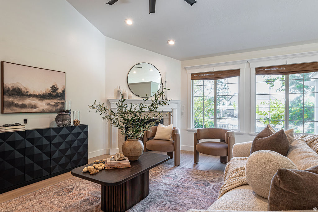 CAMBRIDGE FARMS - Residential