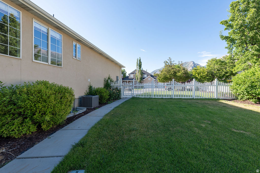 CAMBRIDGE FARMS - Residential