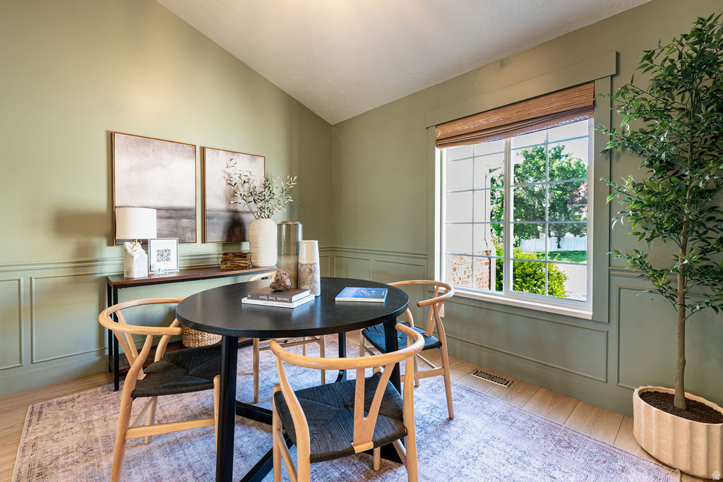 CAMBRIDGE FARMS - Residential