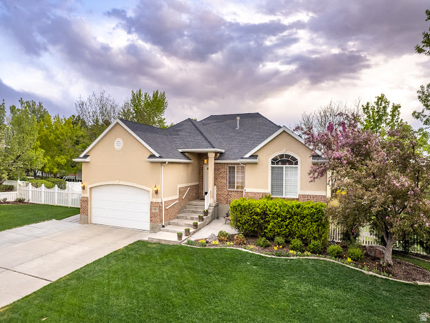 CAMBRIDGE FARMS - Residential