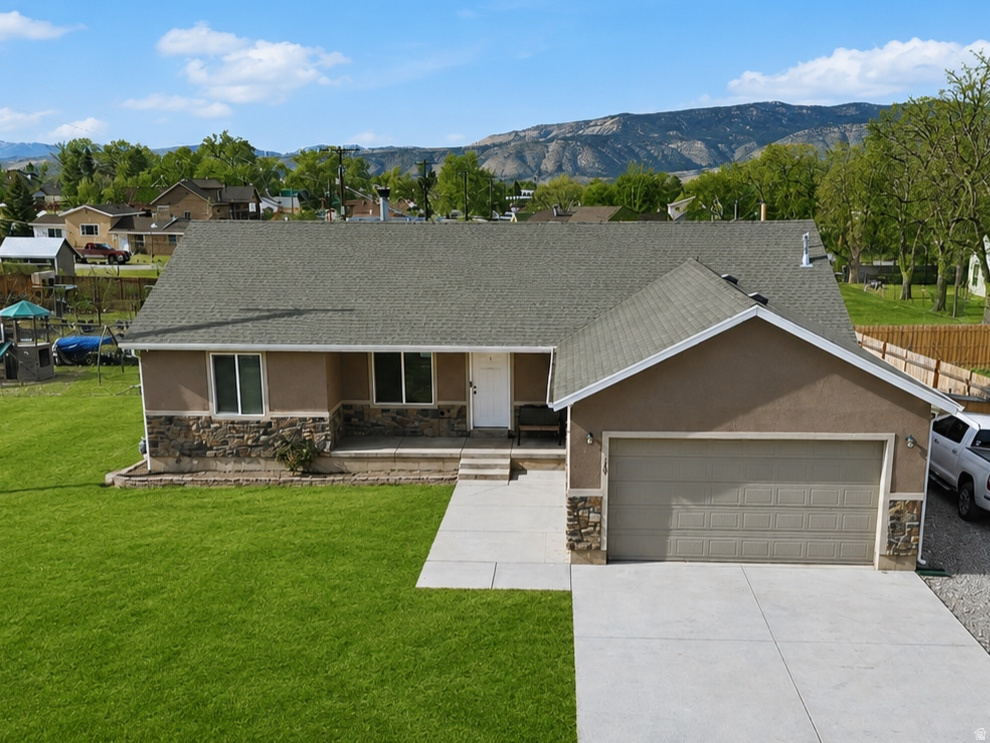 DAILEY MINOR - Residential