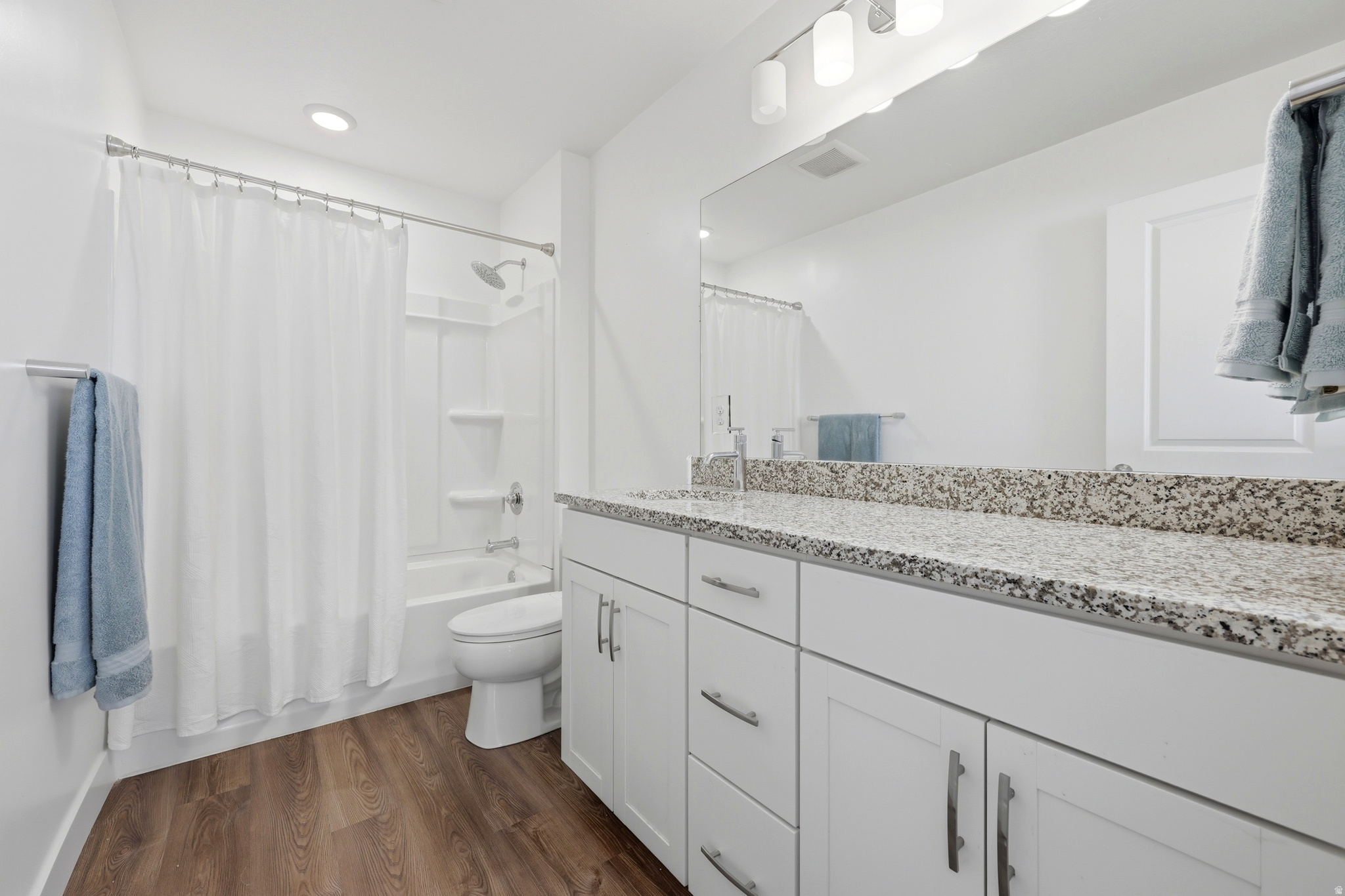 SHORELINE - Residential