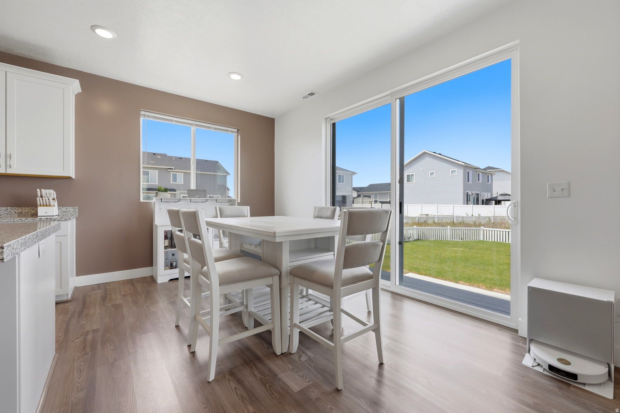 SHORELINE - Residential