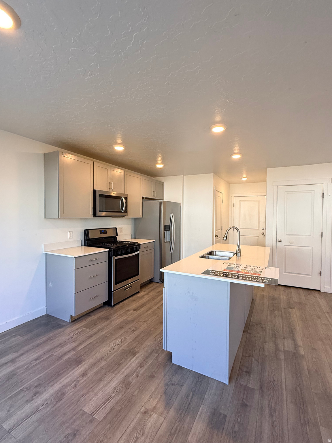 RIDGE - Residential