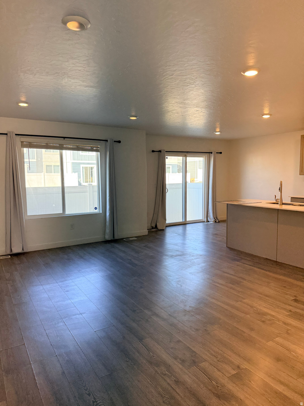 RIDGE - Residential