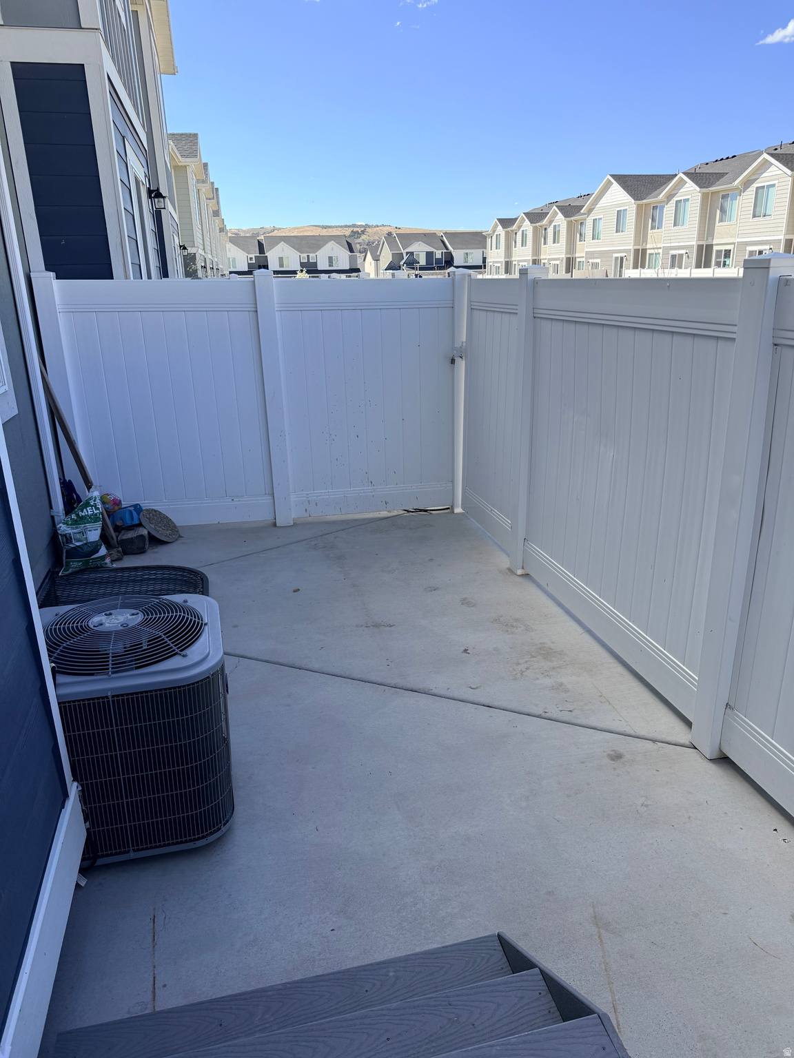 RIDGE - Residential