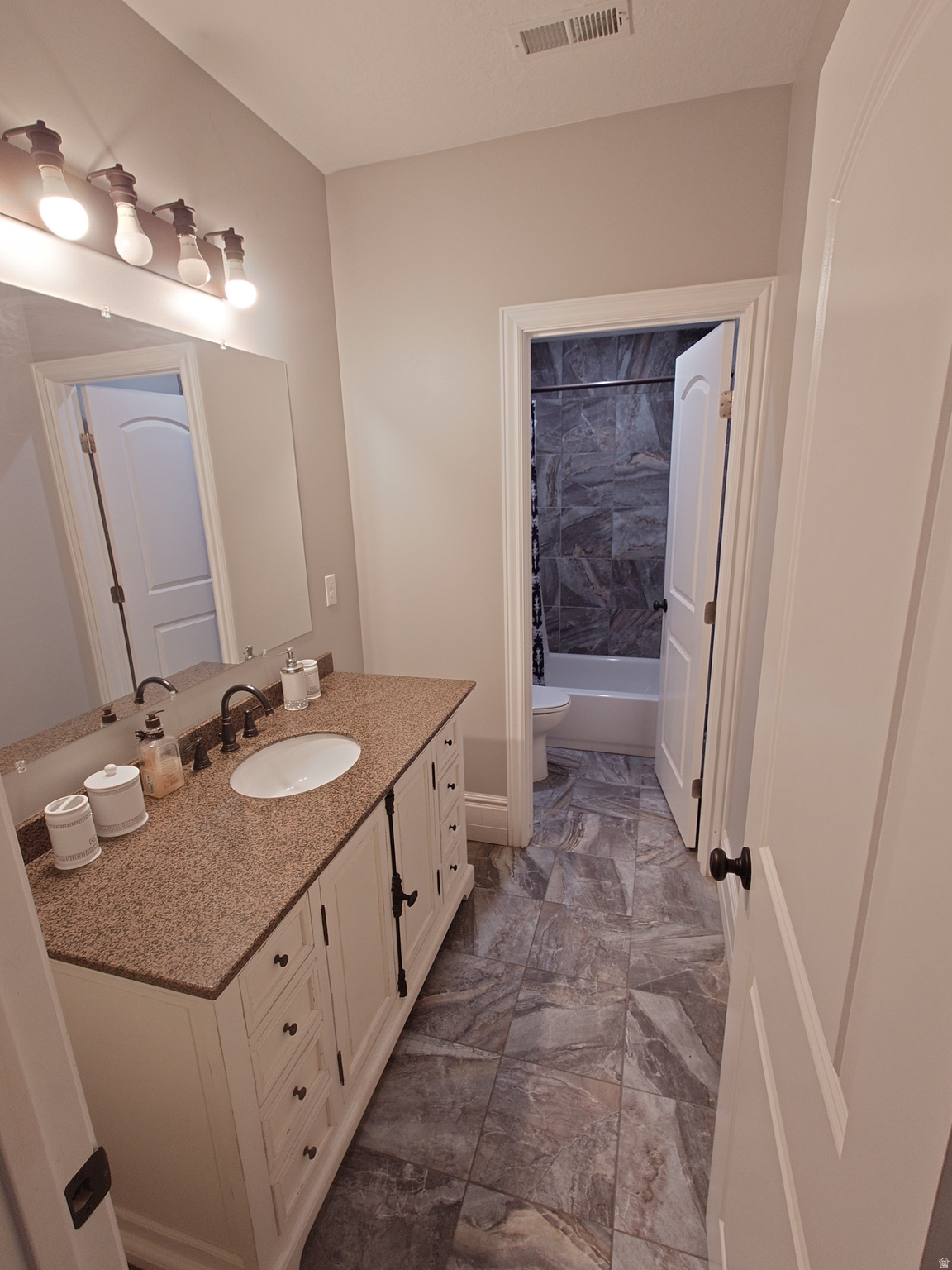 SUNSET AT DRAPER RIDGE PHASE 2 - Residential