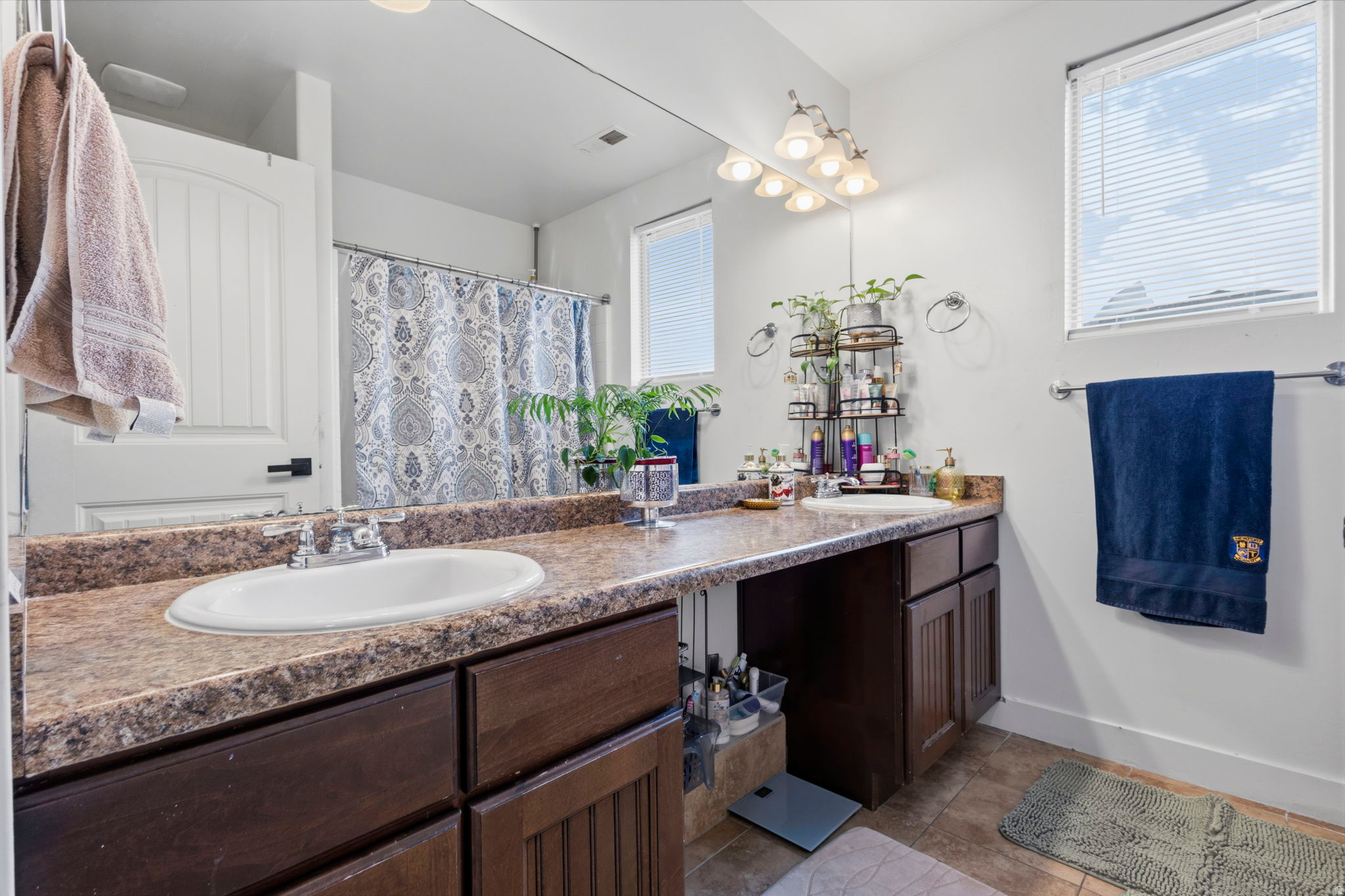 ROSE CREEK CROSSING - Residential