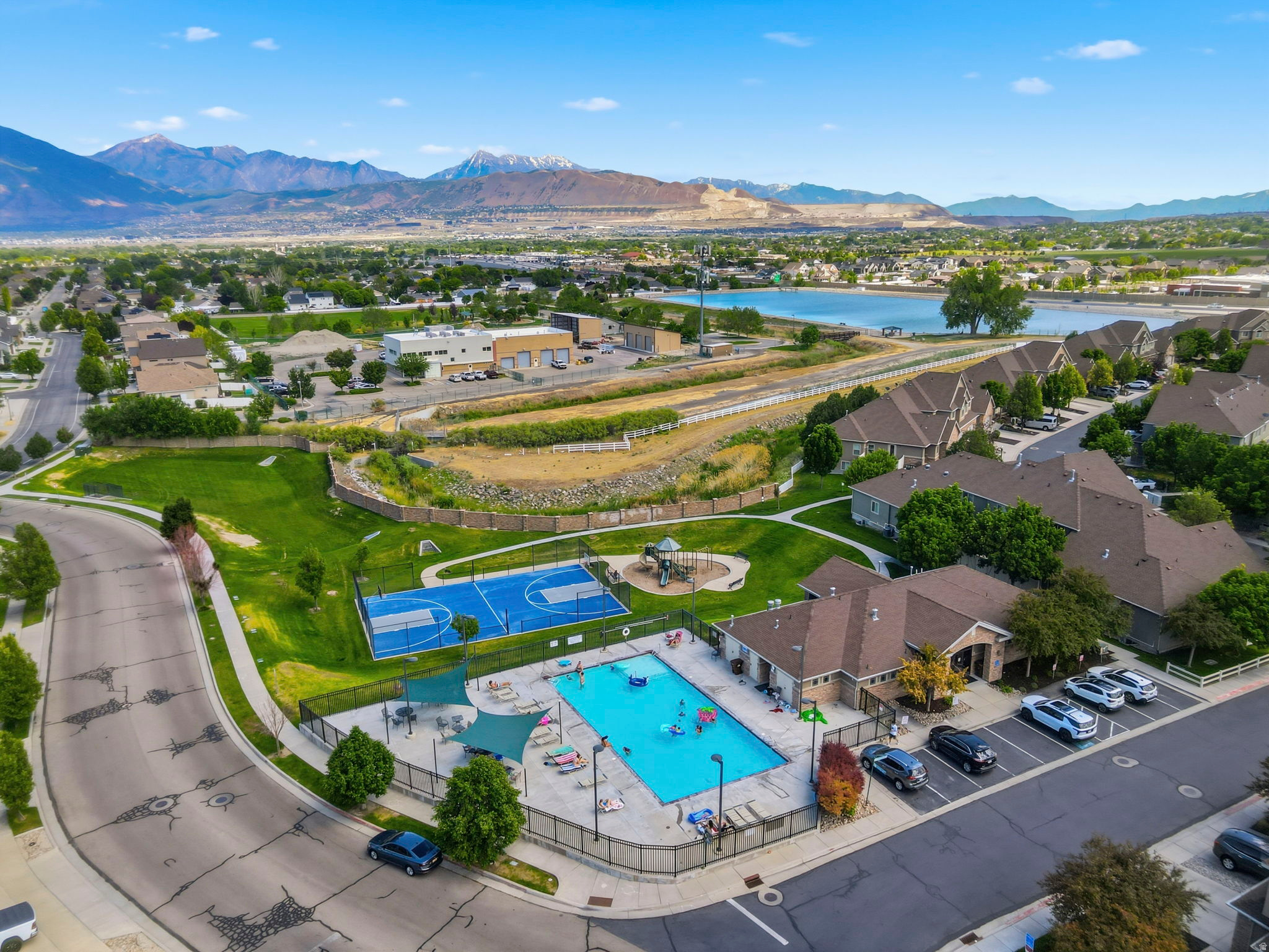 ROSE CREEK CROSSING - Residential