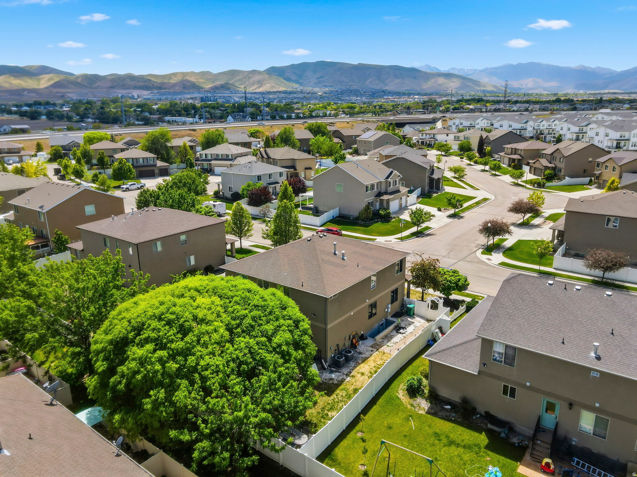 ROSE CREEK CROSSING - Residential