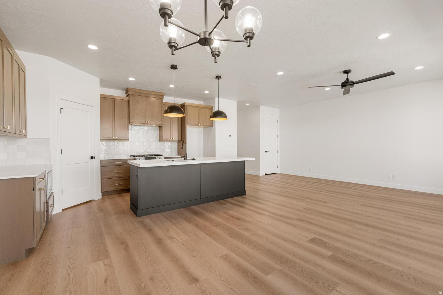 PIONEER POINTE - Residential