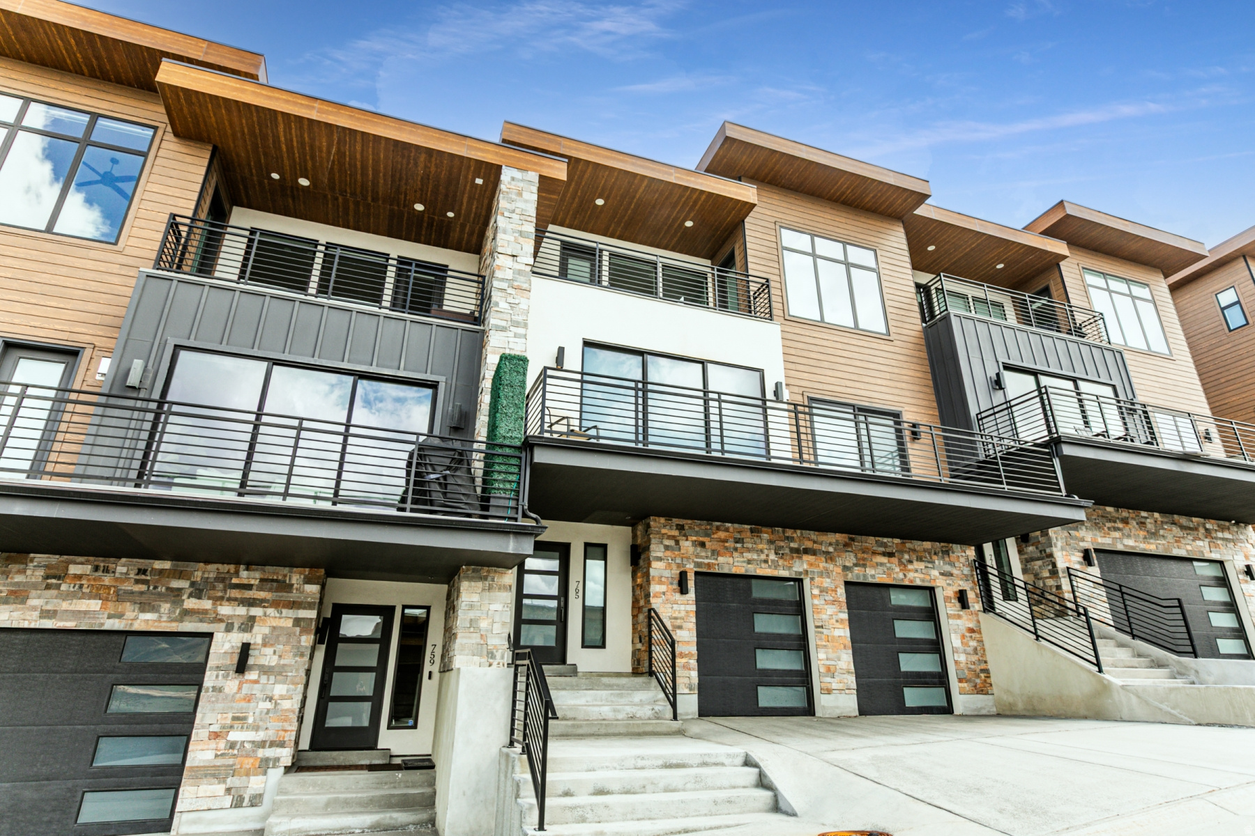 KLAIM - Residential Lease