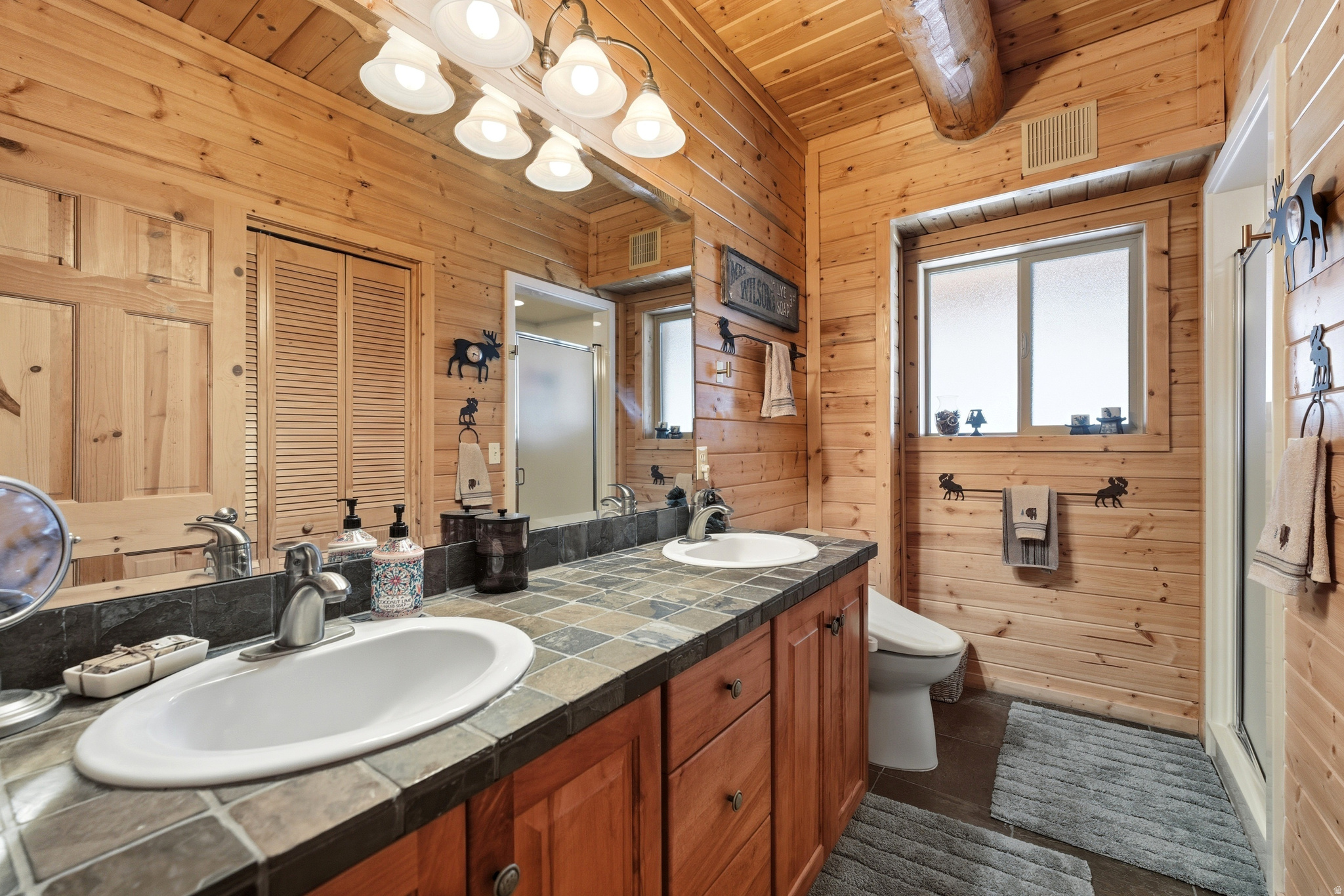 TIMBER LAKES - Residential