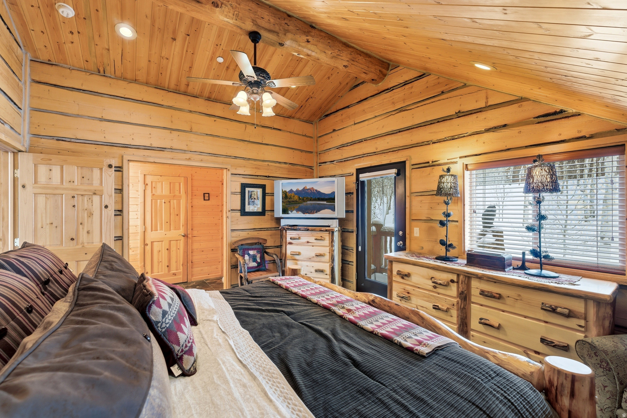 TIMBER LAKES - Residential