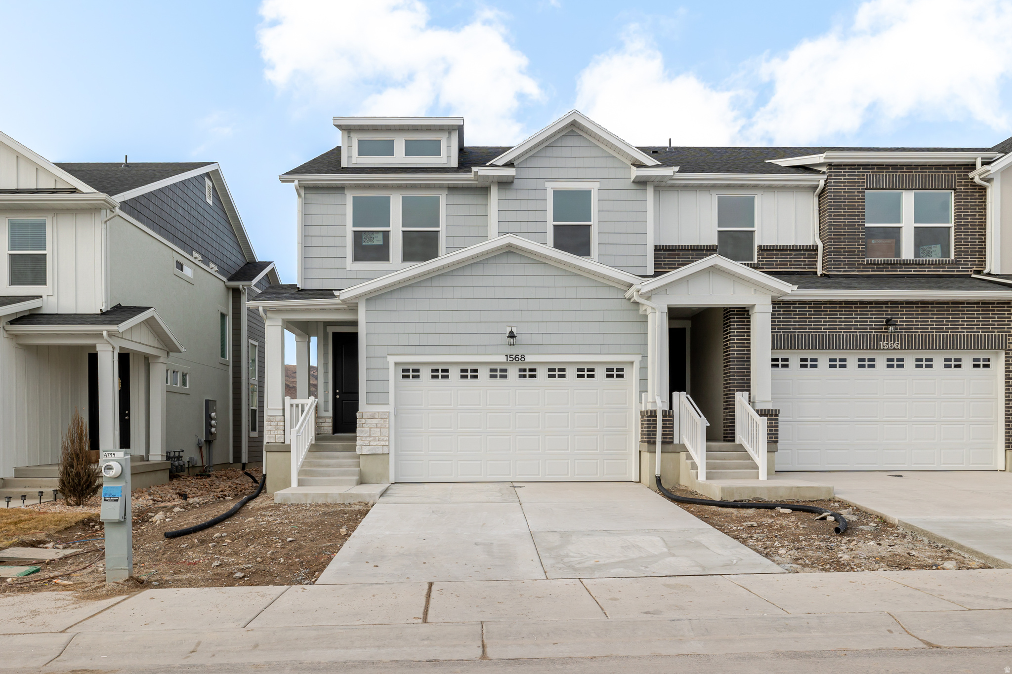Discover the perfect mix of comfort and convenience with your new townhome at Ridgehorne! This up-and-coming community is part of the beautiful Mt. Saratoga master plan, featuring parks, trails, and expansive open spaces. You'll love the added amenities, including a clubhouse, pool, basketball court, bark park, playgrounds, and more! Plus, Ridgehorne offers easy access to Utah Lake, The Ranches Golf Club, local shopping and dining, and Pioneer Crossing for a smooth commute. Reach out today to learn more or schedule your visit!