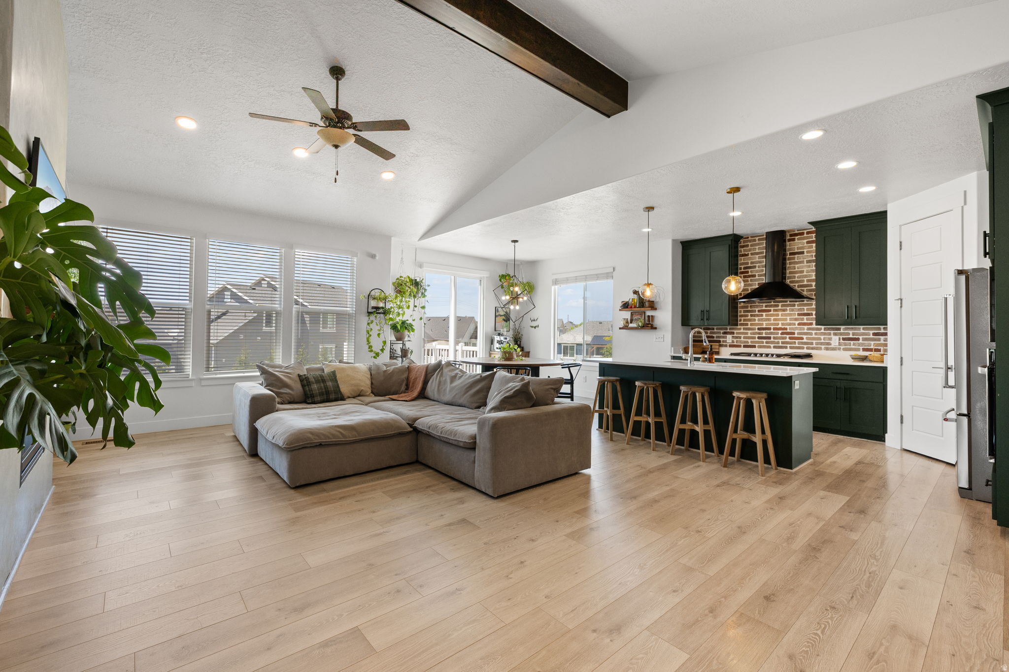 MAPLE MOUNTAIN - Residential