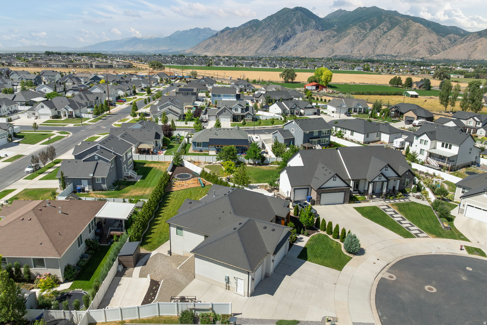 MAPLE MOUNTAIN - Residential