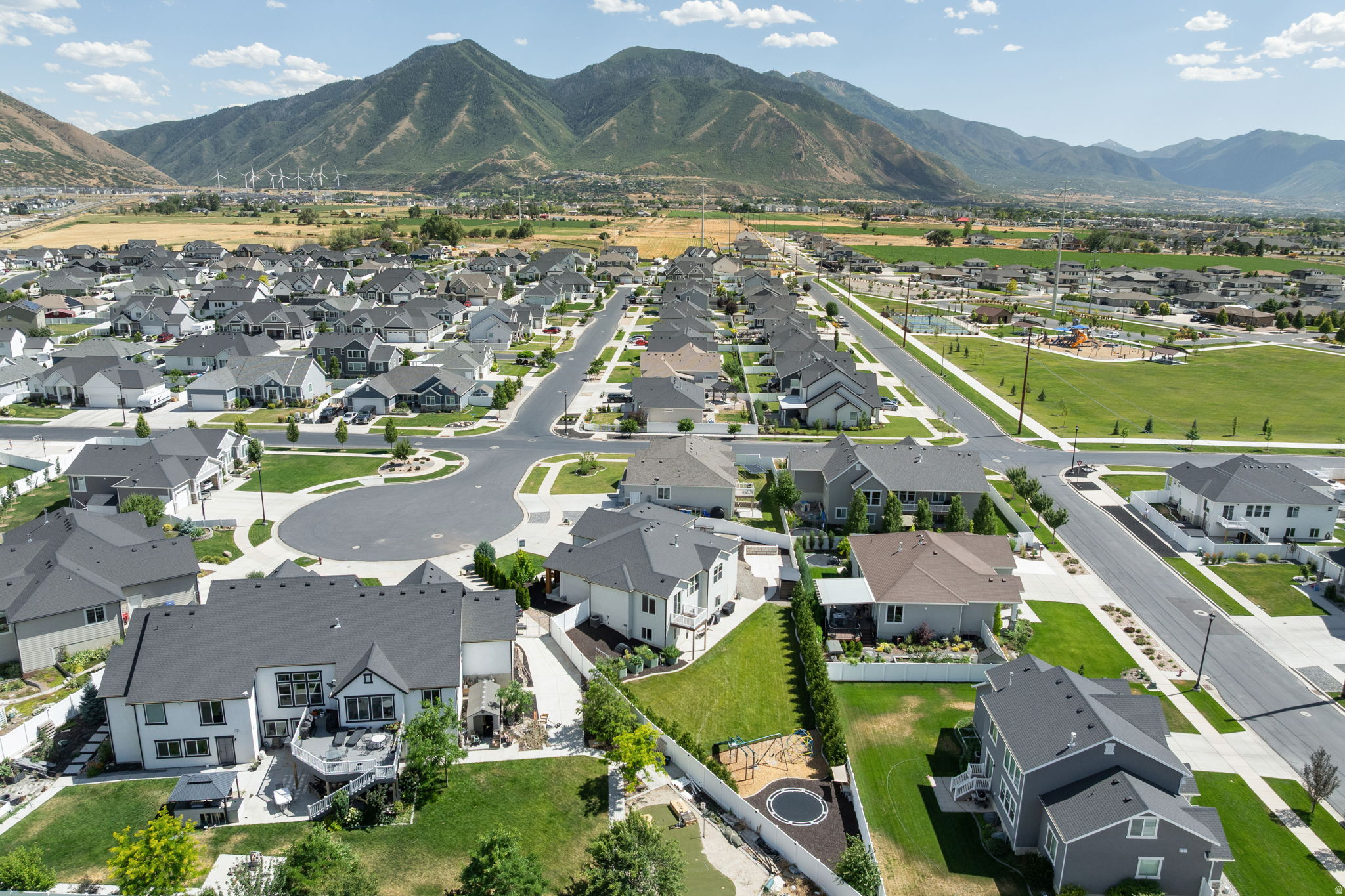 MAPLE MOUNTAIN - Residential