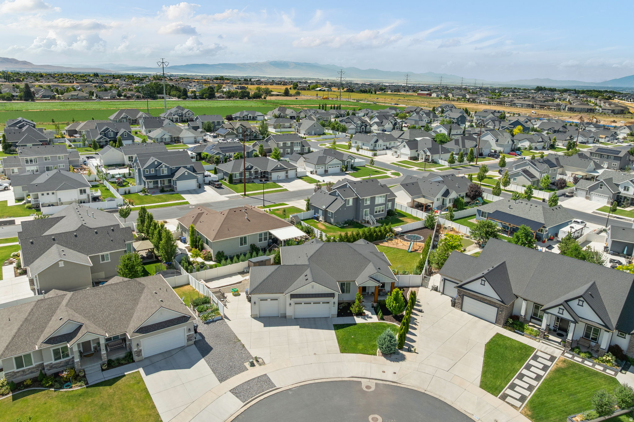 MAPLE MOUNTAIN - Residential