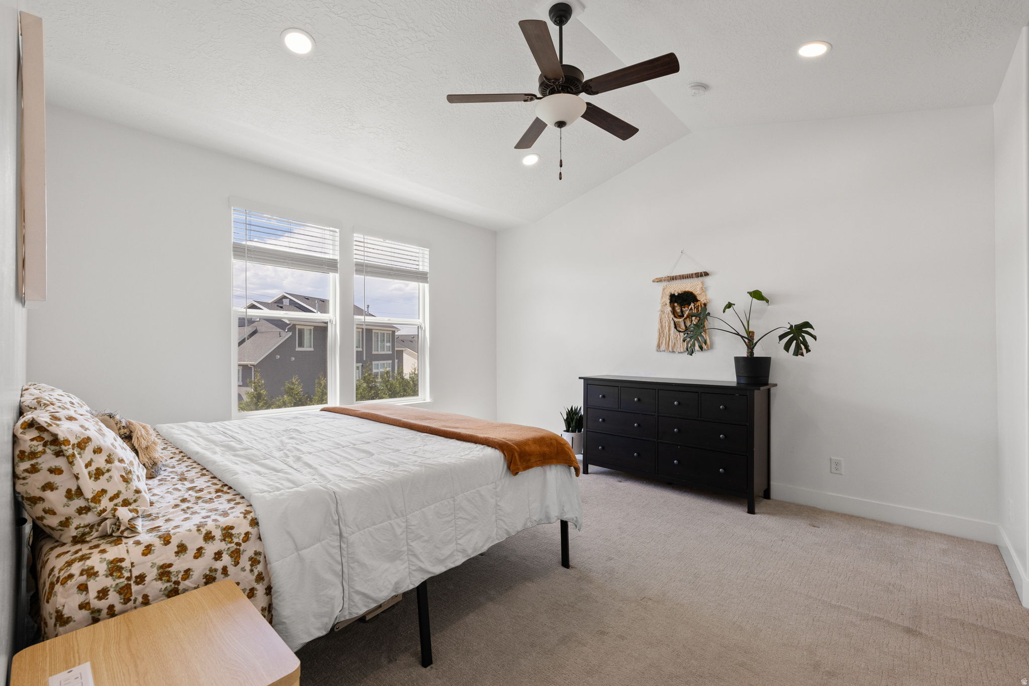 MAPLE MOUNTAIN - Residential