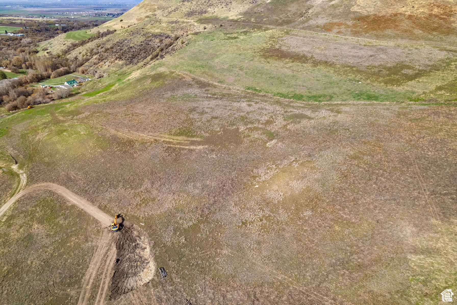 EAGLE ROCK - Land