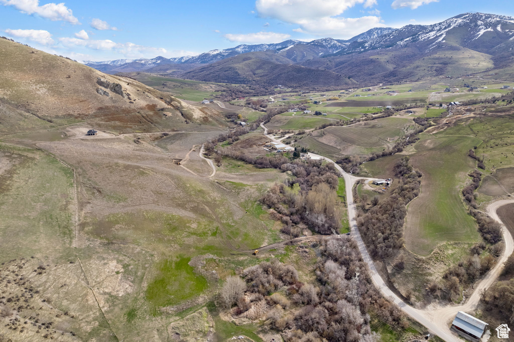 EAGLE ROCK - Land