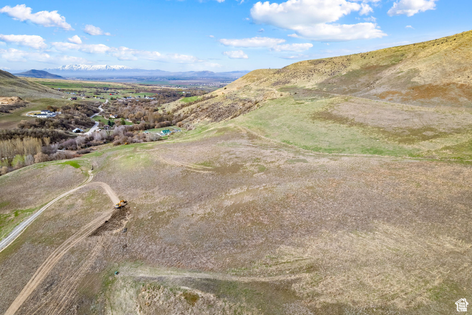 EAGLE ROCK - Land
