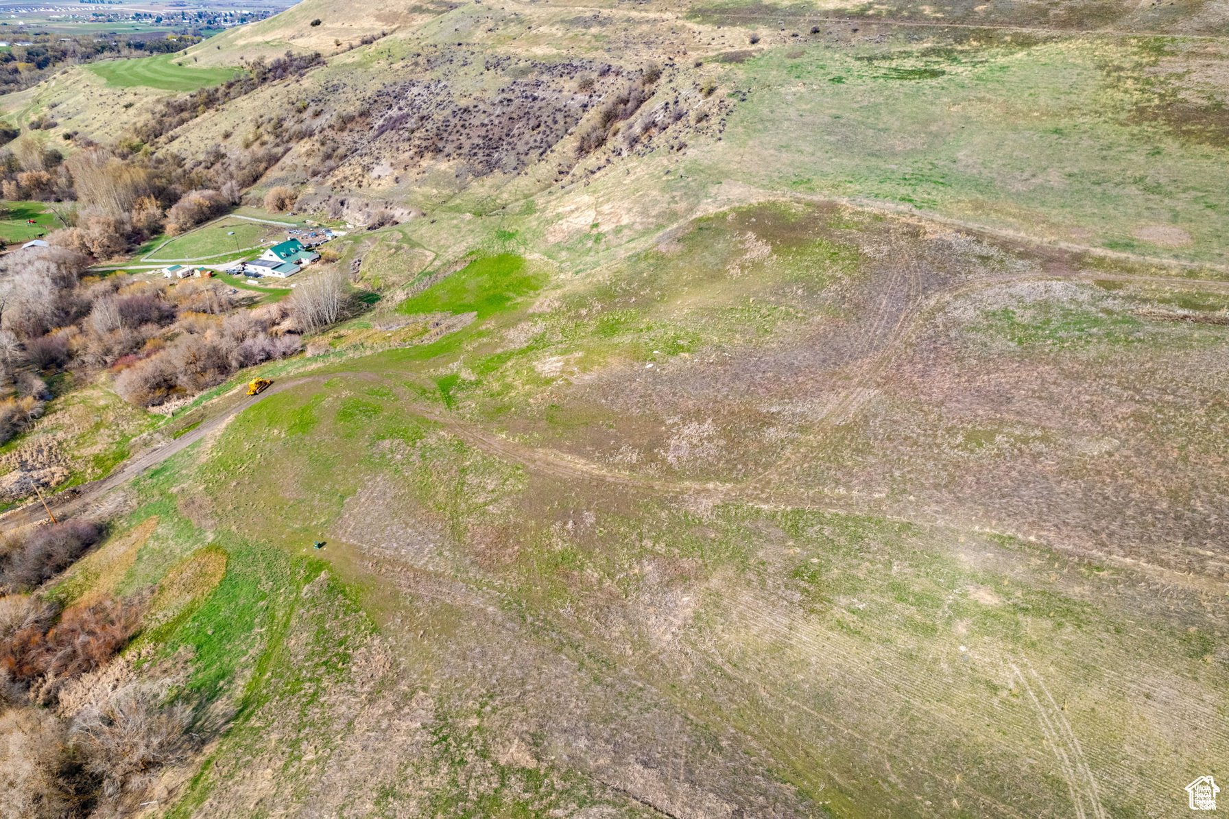 EAGLE ROCK - Land
