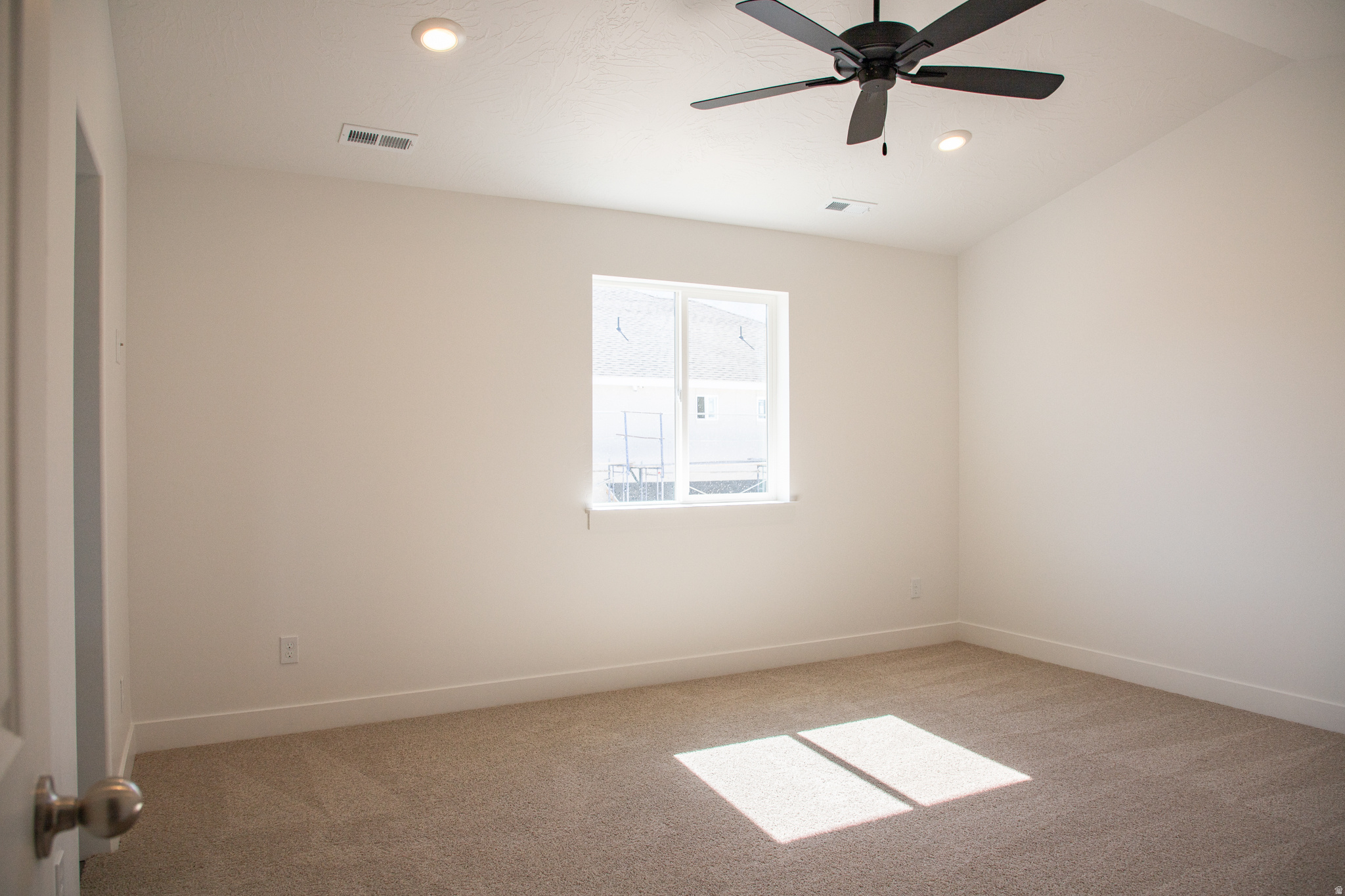 SALEM FIELDS - Residential