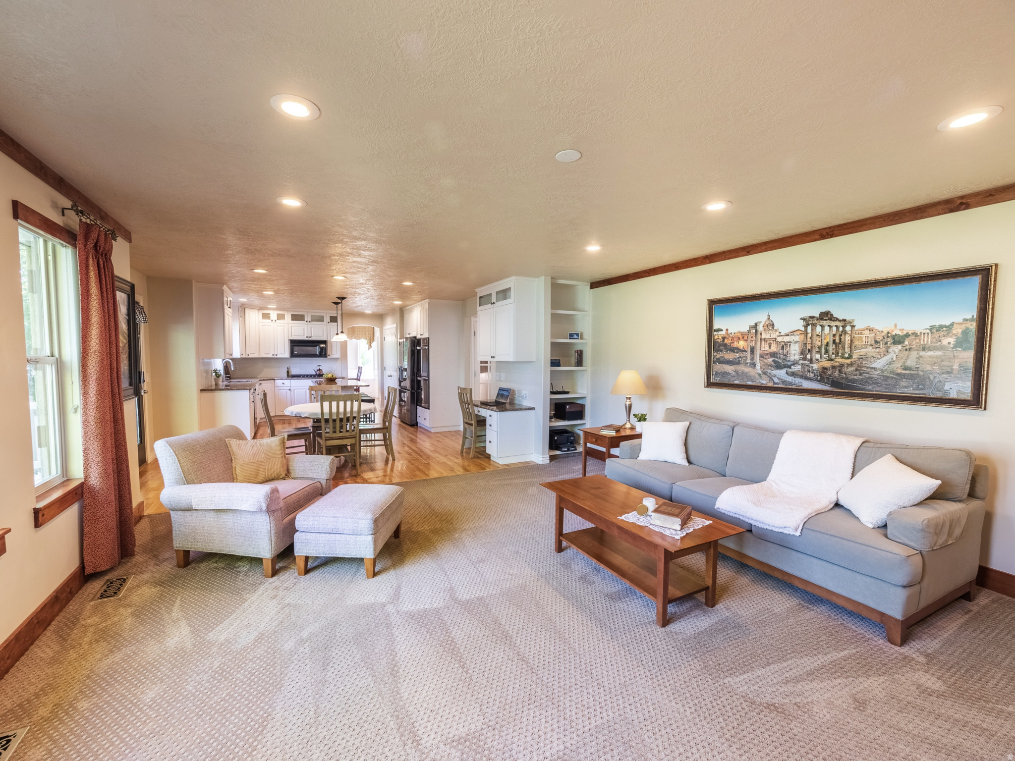 QUAIL HOLLOW - Residential