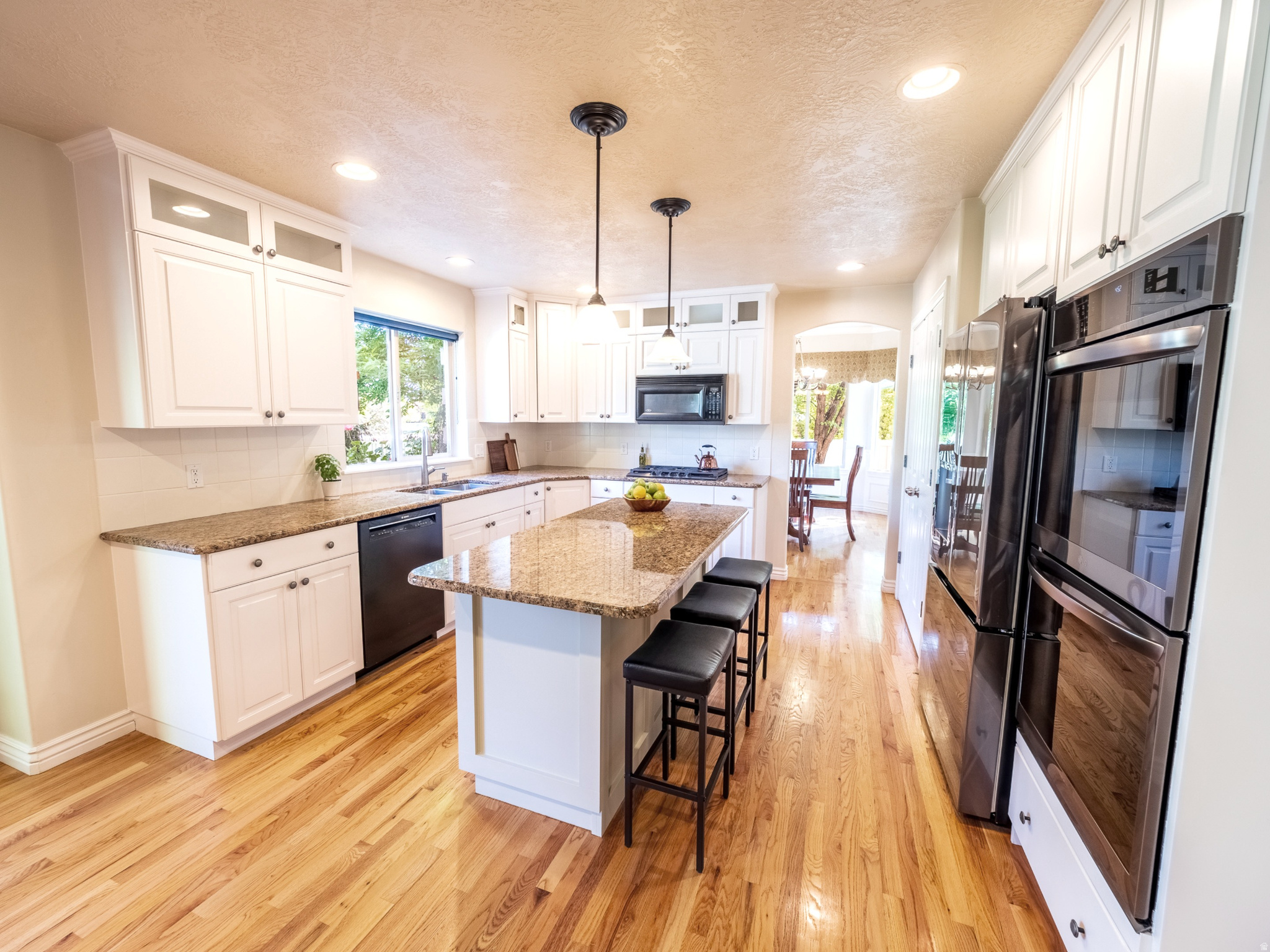 QUAIL HOLLOW - Residential