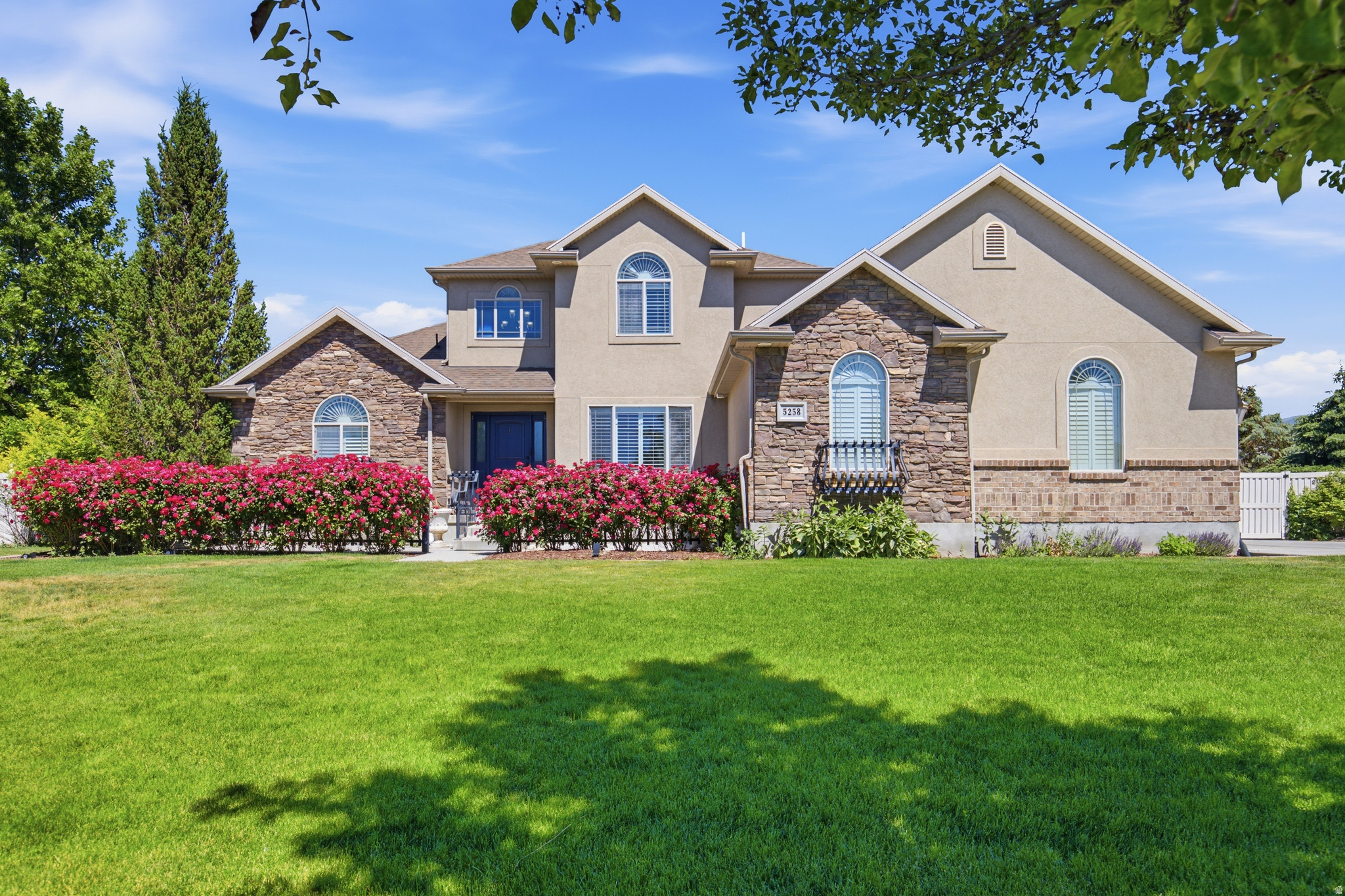 PONDEROSA ESTATES - Residential
