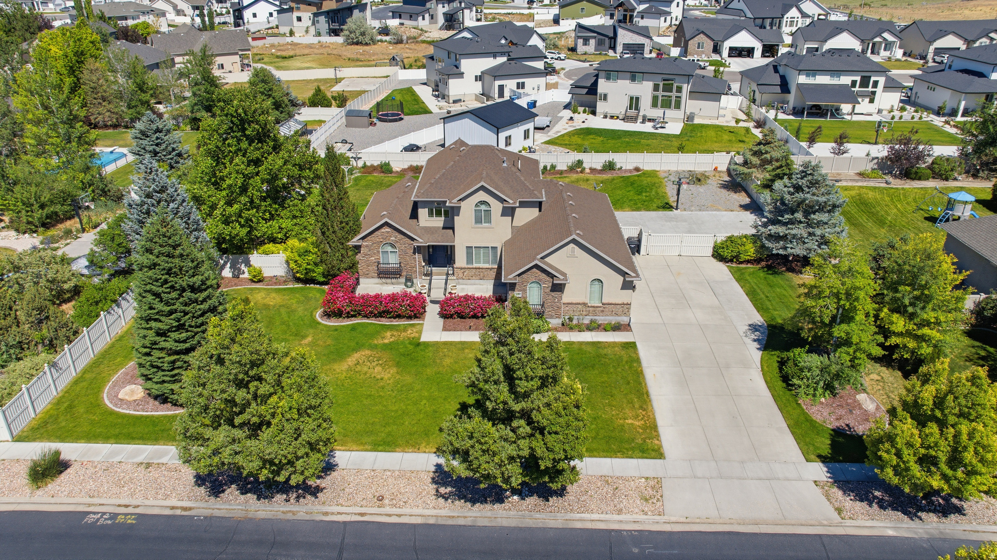 PONDEROSA ESTATES - Residential