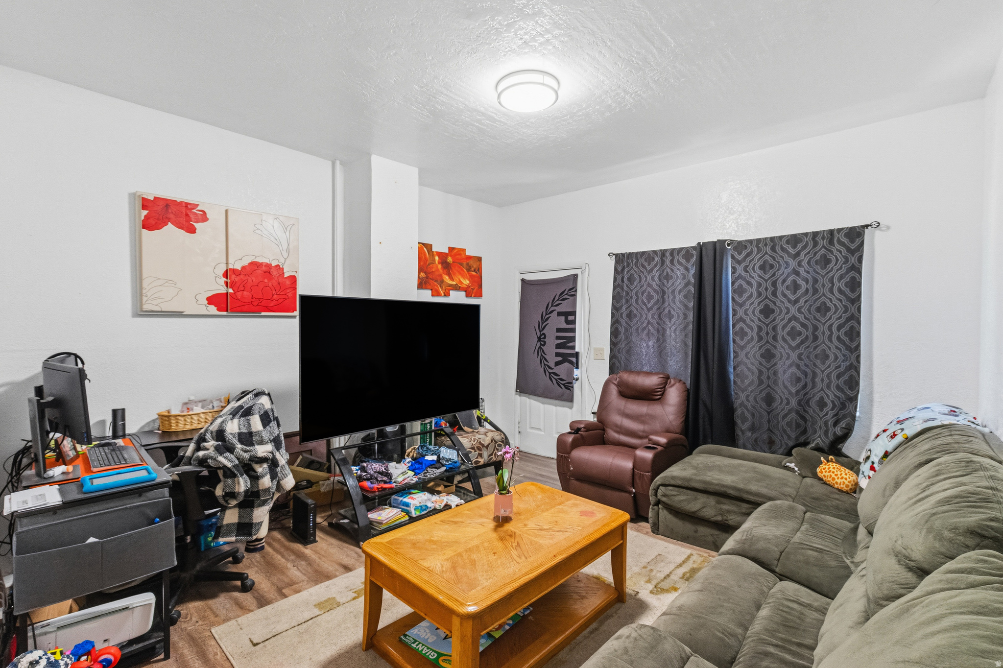 NOB HILL - Residential